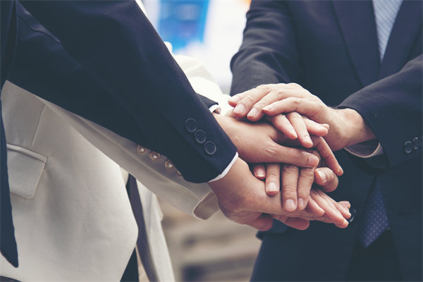 人力資源管理新策略：構(gòu)建人才磁場(chǎng)，推動(dòng)企業(yè)發(fā)展