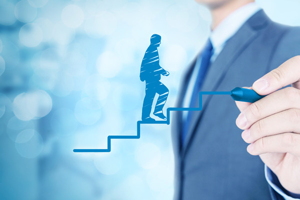 人才激勵(lì)與留任策略，構(gòu)建企業(yè)人才生態(tài)與核心競爭力