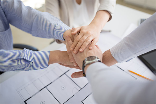 集團管控如何促進企業(yè)文化建設(shè)，增強內(nèi)部凝聚力？