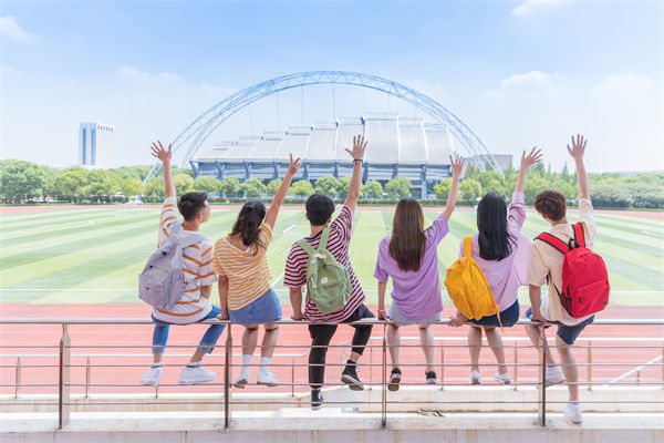 校園招聘嚴(yán)禁限定985和211高校，對制造業(yè)有哪些啟示？
