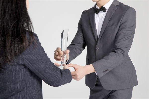 如何利用薪酬績效激勵，促進跨部門合作與協(xié)調？