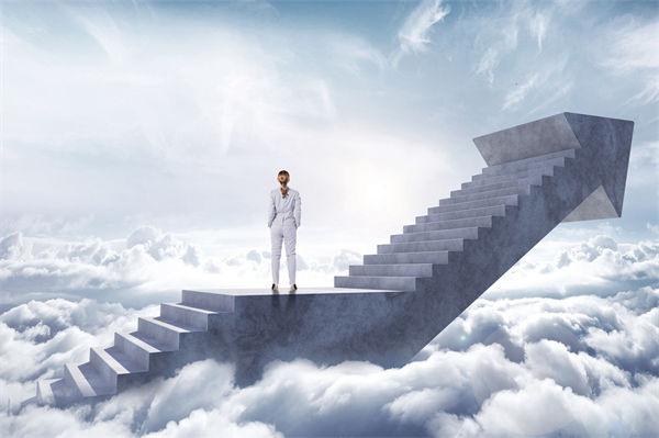 在年度經(jīng)營(yíng)計(jì)劃中，如何設(shè)定既實(shí)際又挑戰(zhàn)性的目標(biāo)？