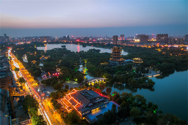 戰(zhàn)略規(guī)劃總落空？濟(jì)南戰(zhàn)略咨詢公司如何讓目標(biāo)落地有跡可循？