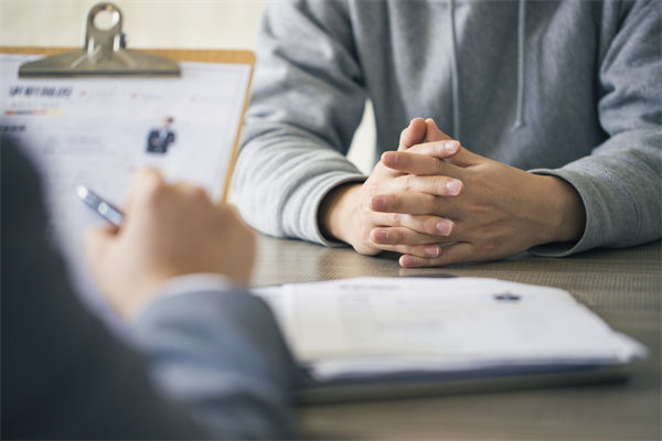 人社局回應(yīng)公司招聘35歲以上勿擾，企業(yè)管理怎么看？