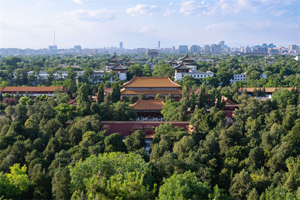 多家公司通知帶薪放假看閱兵，績效管理有何啟示？