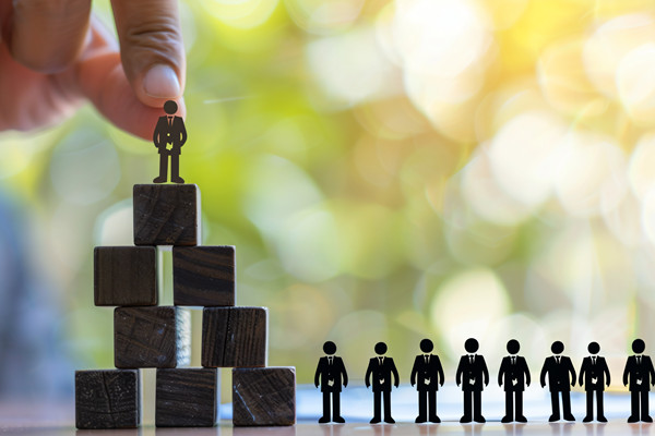 重慶人力資源管理咨詢公司推薦，能破解技能人才斷層難題么？