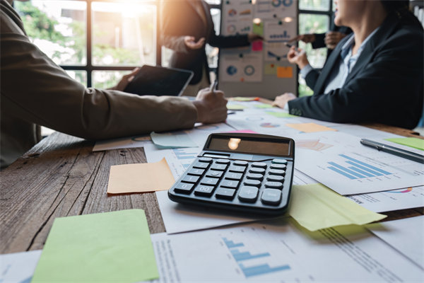 哪個績效管理咨詢公司最落地，能讓考核真正執(zhí)行下去？